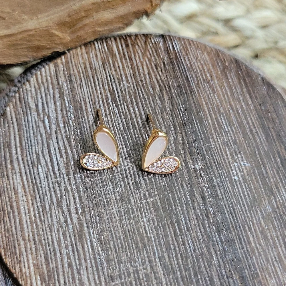 Mother of Pearl Sparkle Sided Abstract Heart Goldplated Post Earrings - Picture 3 of 5